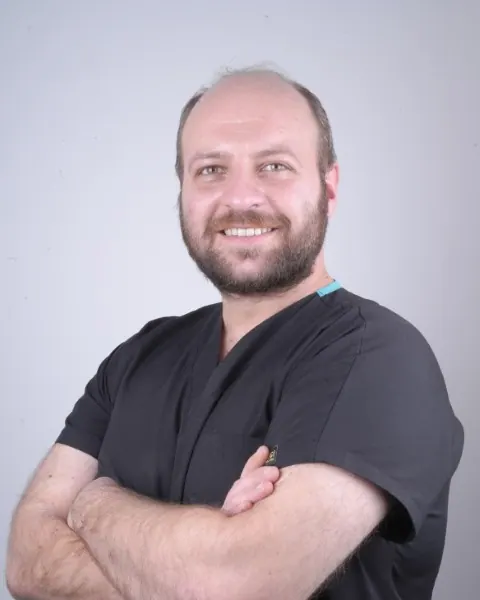Dt. İzzet İlker Aydoğan