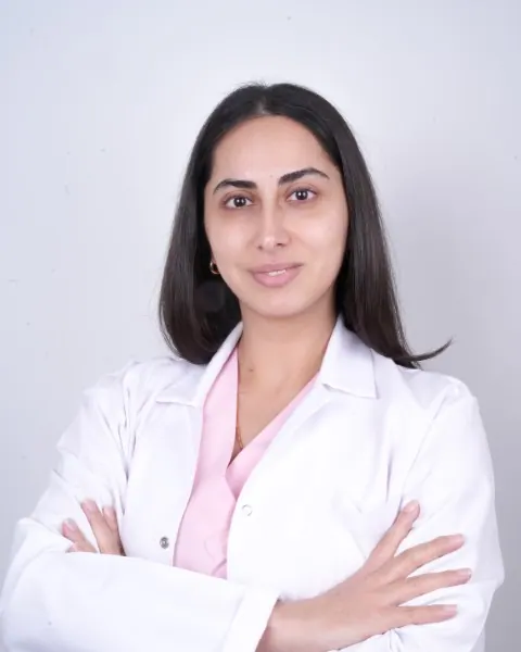 Dt. Zeynep Paker Yalın